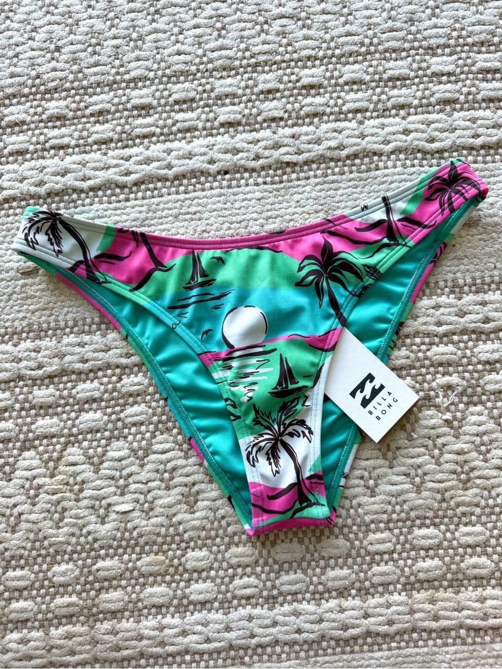 🔥🔥BILLABONG - UNRELEASED SUNSET SHORE HIKE BIKINI BOTTOMS🔥🔥
